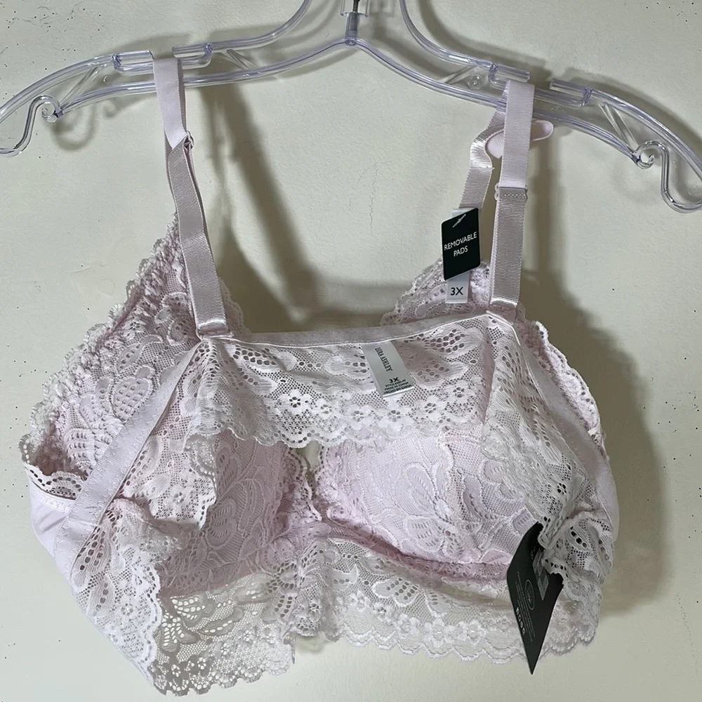 Laura Ashley Sexy Wireless Lace Bralette. 3X. NWT.